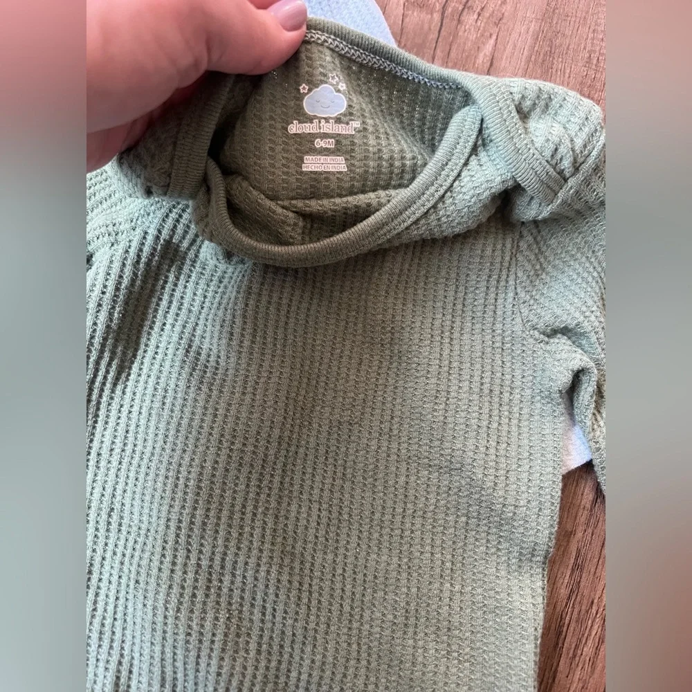 Bundle of Three Long Sleeve Onesies 6-9 Months - Picture 3 of 4